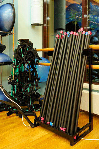 Стойка для хранения гимнастических палок Foreman FR-862 под 25 бодибаров Стойка для хранения гимнастических палок Foreman FR-862 под 25 бодибаров