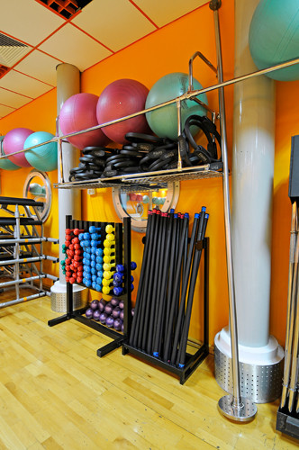 Стойка для хранения гимнастических палок Foreman FR-862 под 25 бодибаров Стойка для хранения гимнастических палок Foreman FR-862 под 25 бодибаров