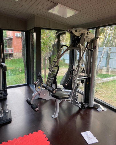 Силовой комплекс для дома HOIST HV-4-ELITE мультистанция со стеком 91кг (рама: черная / обивка: черная) Силовой комплекс для дома HOIST HV-4-ELITE мультистанция со стеком 91кг (рама: черная / обивка: черная)