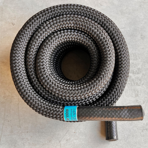 Тренировочный канат AEROBIS Battle Rope V2 длина 10 м, диаметр 30 мм, вес 5,3 кг, черный