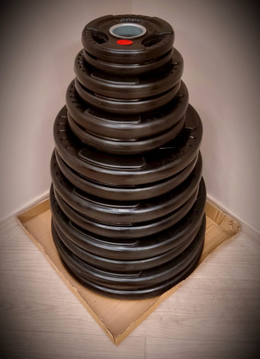 Набор олимпийских дисков 51 мм. обрезиненных (пары) от 1,25-25 кг с 3-мя хватами VictoryFit Набор олимпийских дисков 51 мм. обрезиненных (пары) от 1,25-25 кг с 3-мя хватами VictoryFit