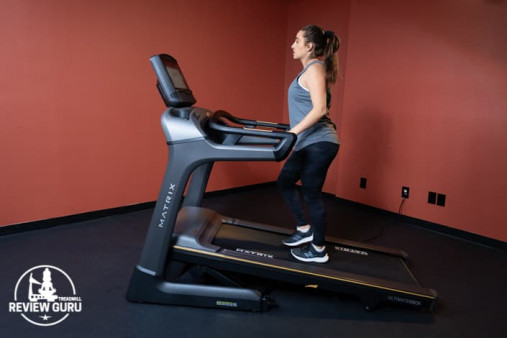 Беговая дорожка домашняя Matrix TF30XIR с 16-дюймовым сенсорным дисплеем Беговая дорожка домашняя Matrix TF30XIR с 16-дюймовым сенсорным дисплеем