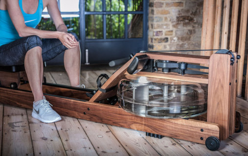 Гребной тренажер водный WaterRower Classic 300 с дисплеем S4 (материал рамы: орех)