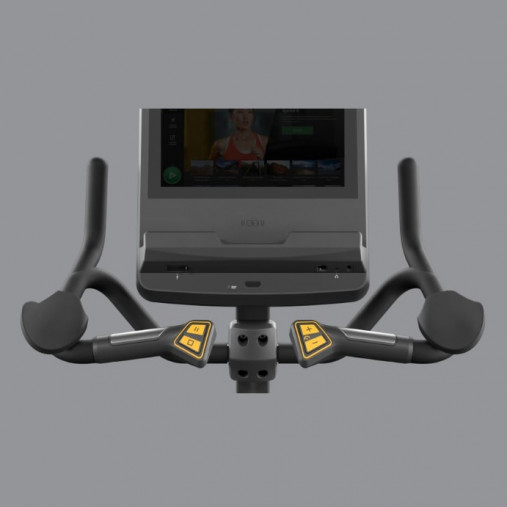 Вертикальный велотренажер Matrix Endurance. Консоль Touch Base