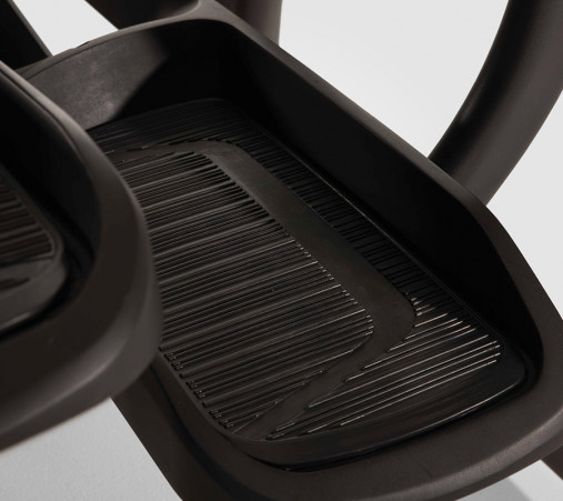 Эллиптический эргометр домашний Matrix E50XIR с большим сенсорным дисплеем Эллиптический эргометр домашний Matrix E50XIR с большим сенсорным дисплеем