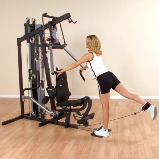 Силовой мультицентр Body Solid G6B со встроенный стеком 95 кг Силовой мультицентр Body Solid G6B со встроенный стеком 95 кг