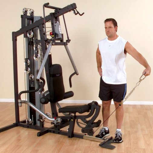 Силовой мультицентр Body Solid G6B со встроенный стеком 95 кг Силовой мультицентр Body Solid G6B со встроенный стеком 95 кг