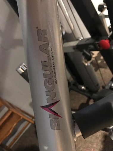 Силовой мультицентр Body Solid G6B со встроенный стеком 95 кг Силовой мультицентр Body Solid G6B со встроенный стеком 95 кг