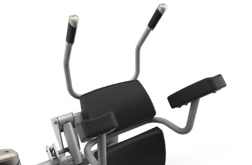 Запатентованные рукоятки повышенной комфортности Action Specific Grips™ c оптимальным распределением нагрузки на руки Запатентованные рукоятки повышенной комфортности Action Specific Grips™ c оптимальным распределением нагрузки на руки