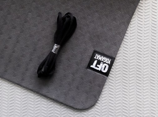 Мат для йоги 6 мм двухслойный черный-серый Original Fit.Tools Мат для йоги 6 мм двухслойный черный-серый Original Fit.Tools